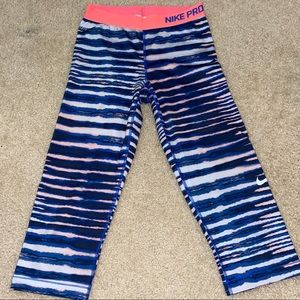 Nike pro printed leggings